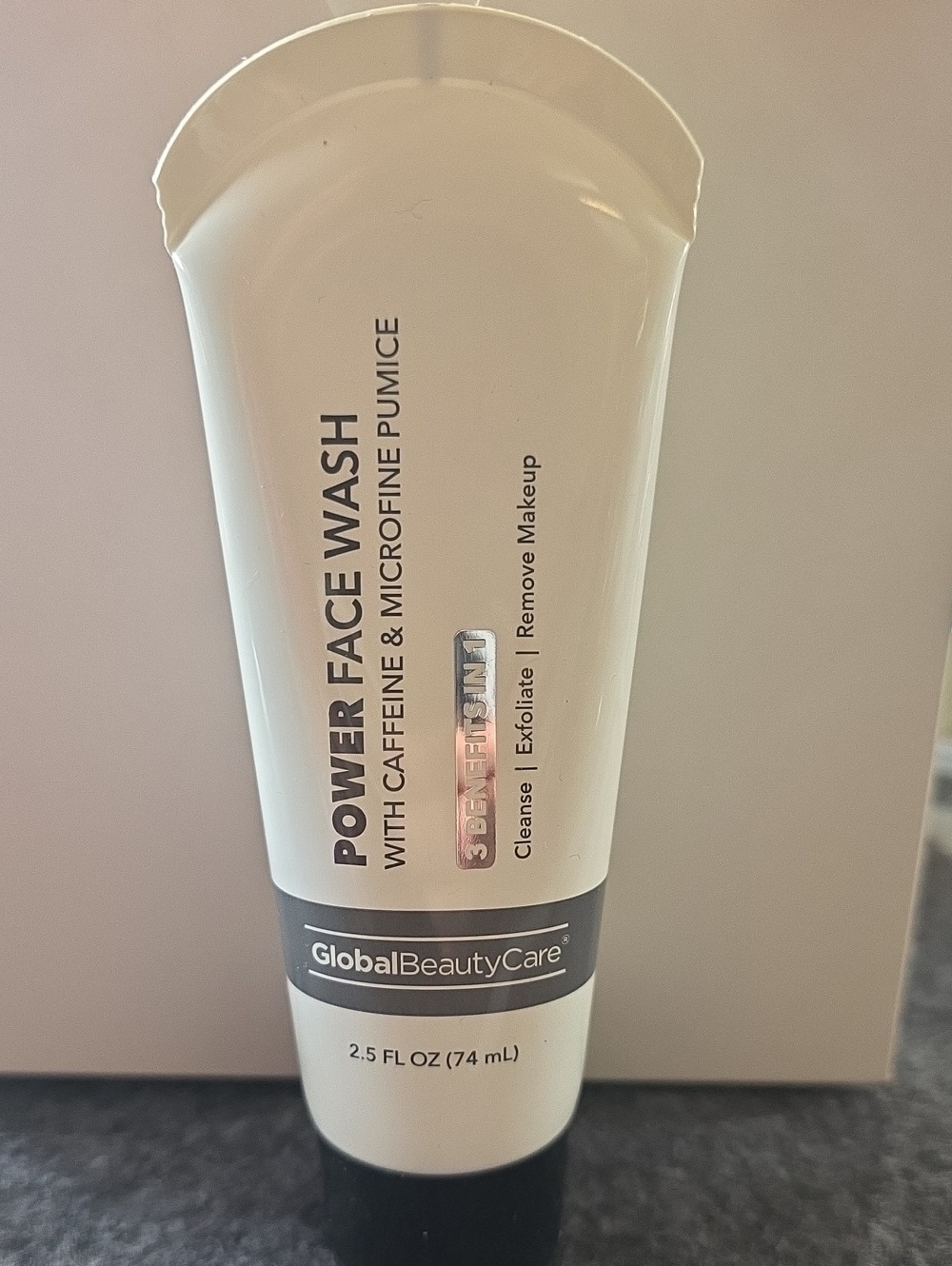 GlobalBeautyCare Power Face Wash - White